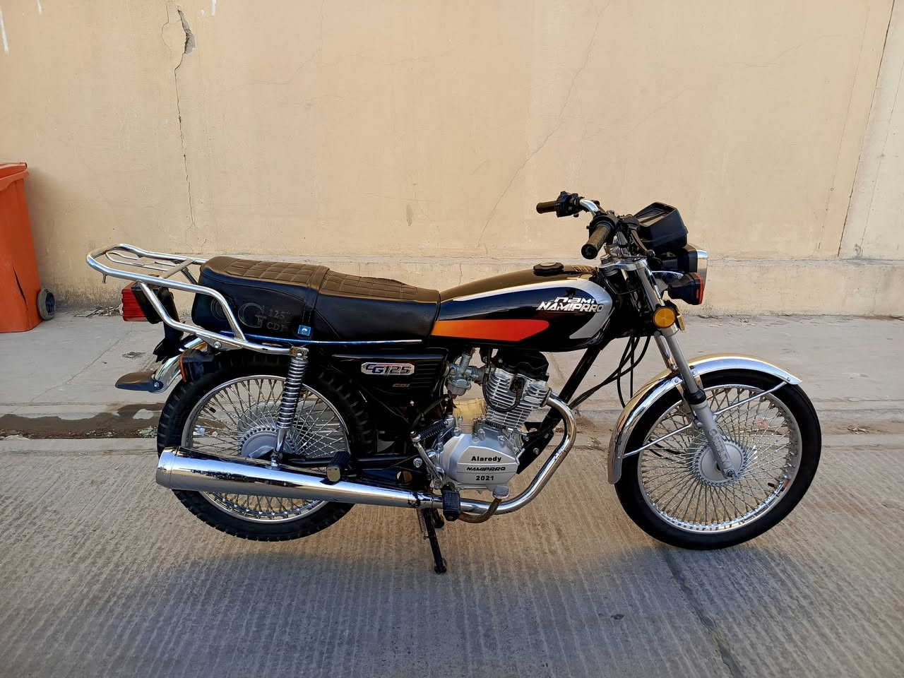 للبيع ربعه كير نامه برو غطاس مديل 2021 وراق صولي وكيله العارضي مكينه ما مفتوحه وناعمه  كهربايات كله شغاله دراجه جاهزه من كلشي وما عايزه برغي سعره 800 وبيه مجال مكاني نجف شراي يتصل ***********
