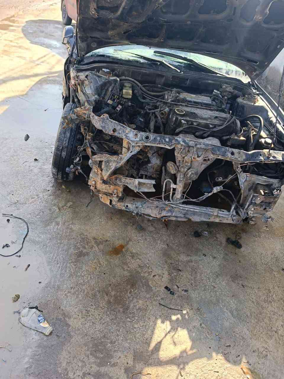 سوناتا 2 بيها حادث ابيع هذا الموجود السيارة باسمي مكاني بعقوبة حي المعلمين السعر 23 وبيها مجال ‏‪0772 207 8248‬‏
