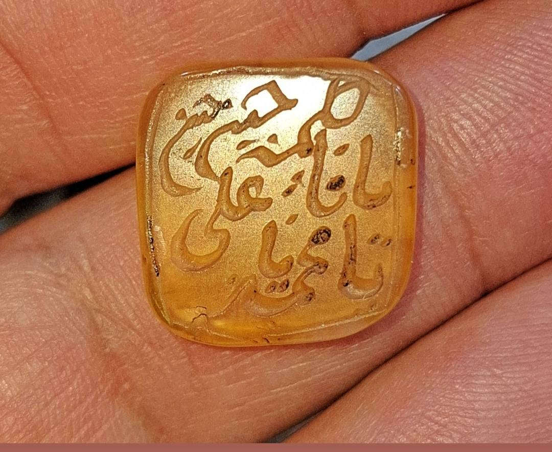 لا أحد سابقك ولا أنت بسابقٍ أحد كلٌ يسير لقدره، وما فاتك لم يخلق لك، وما خلق لك لن يفوتك. 
#يمانيـات_قديـــم 🍂💛


**إذا كنت صاحب هذا الإعلان وتريد حذفه لأي سبب، رجاءا أرسل رسالة إلى الدعم الفني**