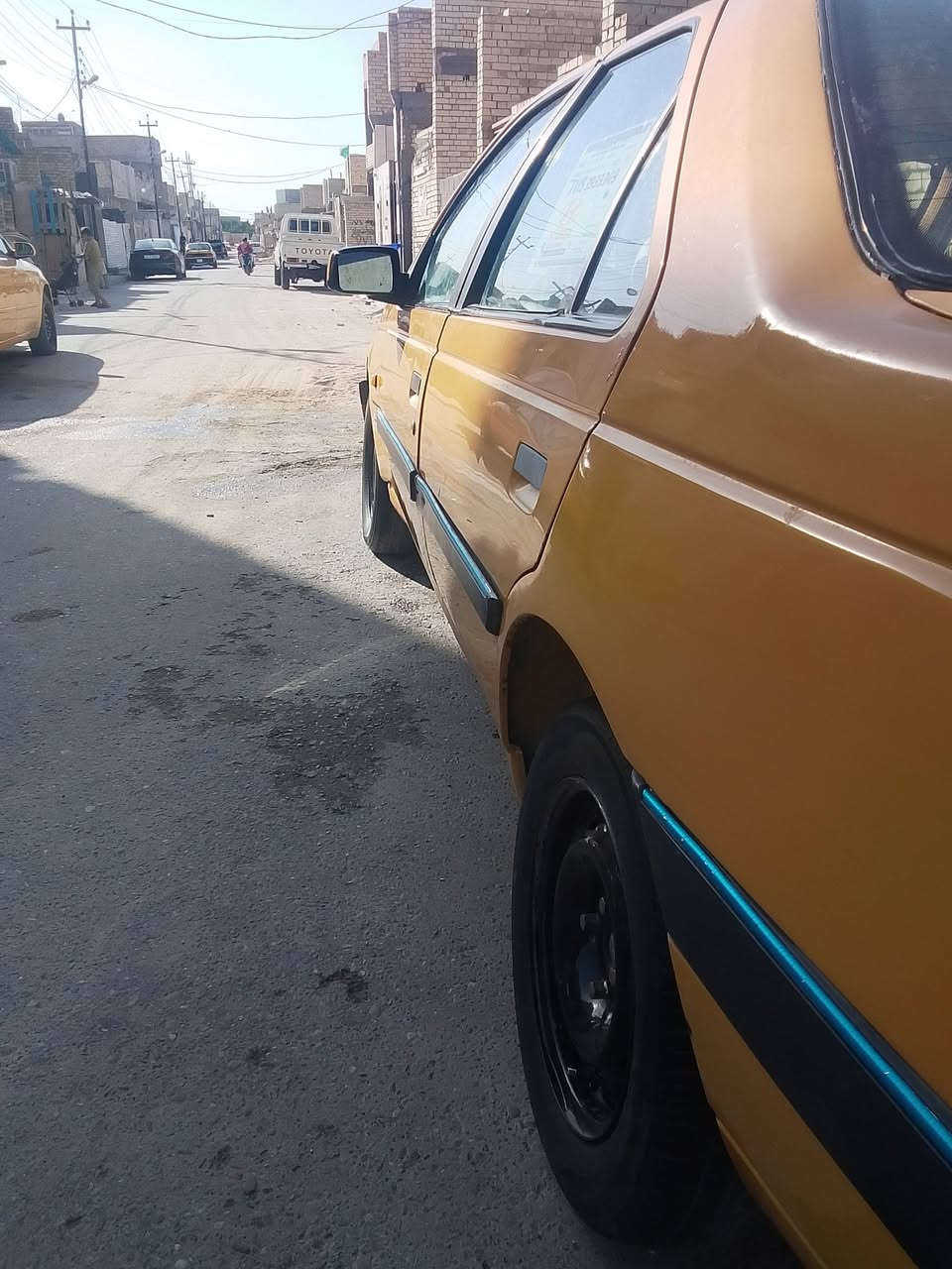 بيجو لميس 15
مكينة كير خير من الله 
صدر جديد 
تبريد ثلج 
سيارة بيهة ضربة بجاملغ الخلفي والباقي كفالة 
نقص برغي مابيه 
مصفرة هيىة وغرامات 
السعر 30 قفل
***********
