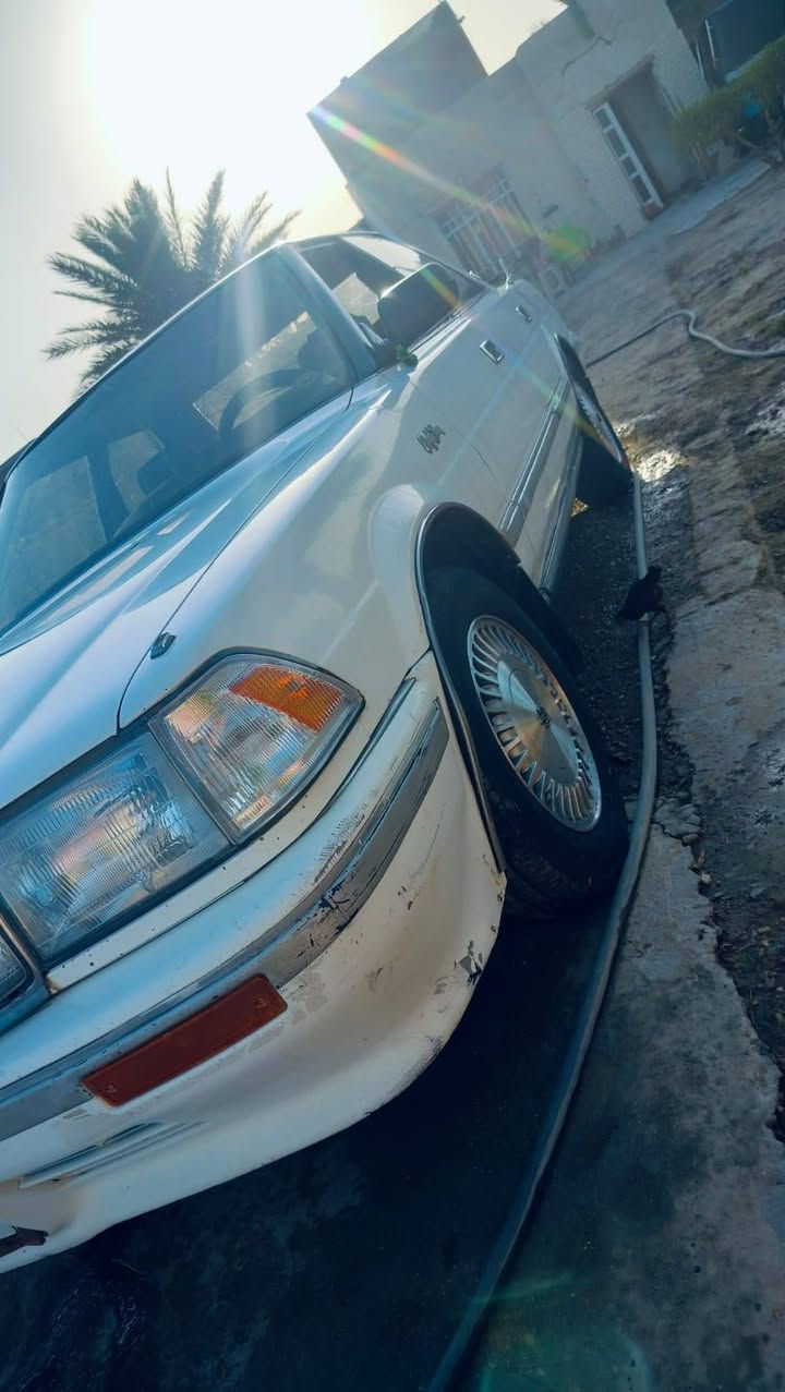 السلام عليكم هارتوب للبيع موديل ٩١
السياره كفاله
مكينه حلوه
تخم تاير 
داخل نضيف
تبريد ثلج
كهرباىيات كلها شغاله
سياره بسم جيراني 
مكانها صويره
ب ٤٥ قفل
***********
