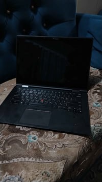 X1 Carbon • i5-8350U • ١٤ إنش لمس ٣٦٠