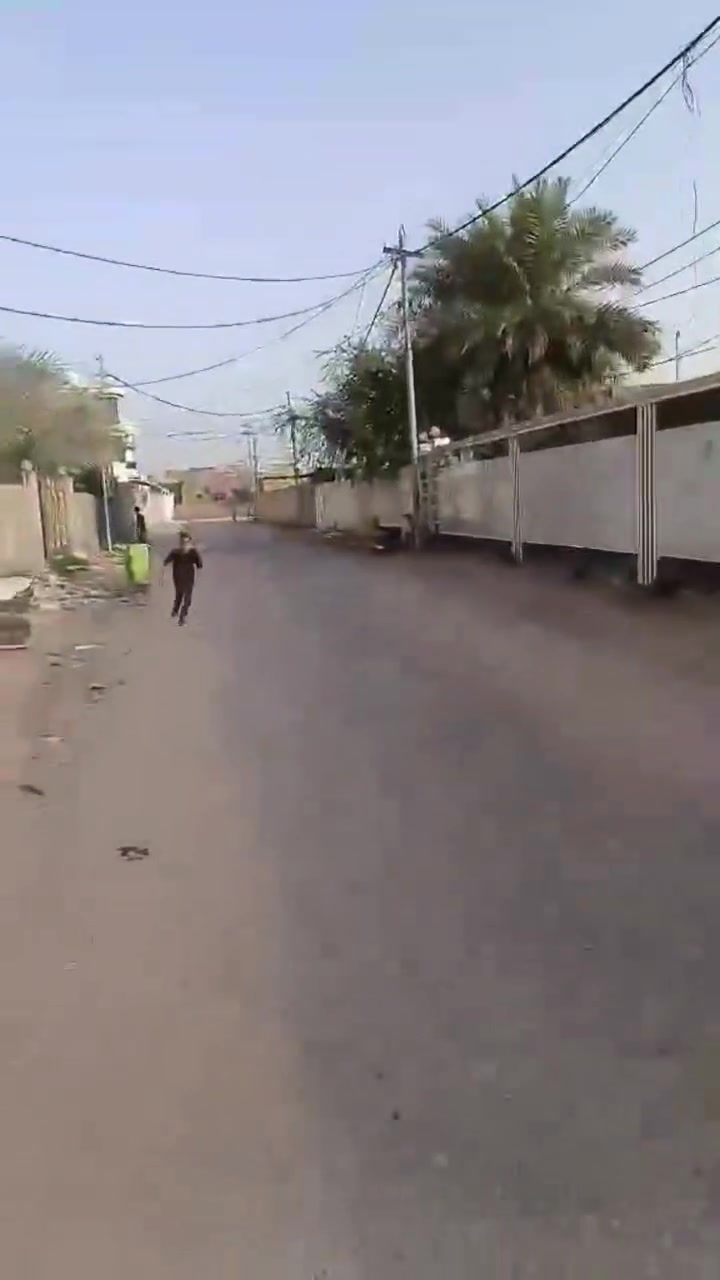 السلام عليكم بيت للبيع
المساحه 280
طابو زراعي سند 25 جميع الخدمات متوفره
الموقع ورا المستشفى
البناء حجر السقف كونكريت
الاستفسار ***********
