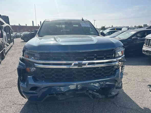 سلفرادو كوستم 2024
محرك 4 سلندر 2.7 تيربو
عداد المسافة 25 ميل
بدي قصير باب طويل
تاريخ  الوصول 2026/1/29 ميناء البصرة
تترقم حرة اوكتاب شهداء جميع المحافضات
السعر  = 187$
***********
