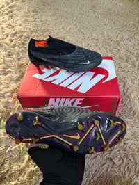 ملابس • قياس 41 • توصيل