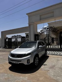 سورنتو 2014 فول مواصفات على اخر حبه رقم بغداد بسمي  ‏v6 مواصفات  جلد ب...