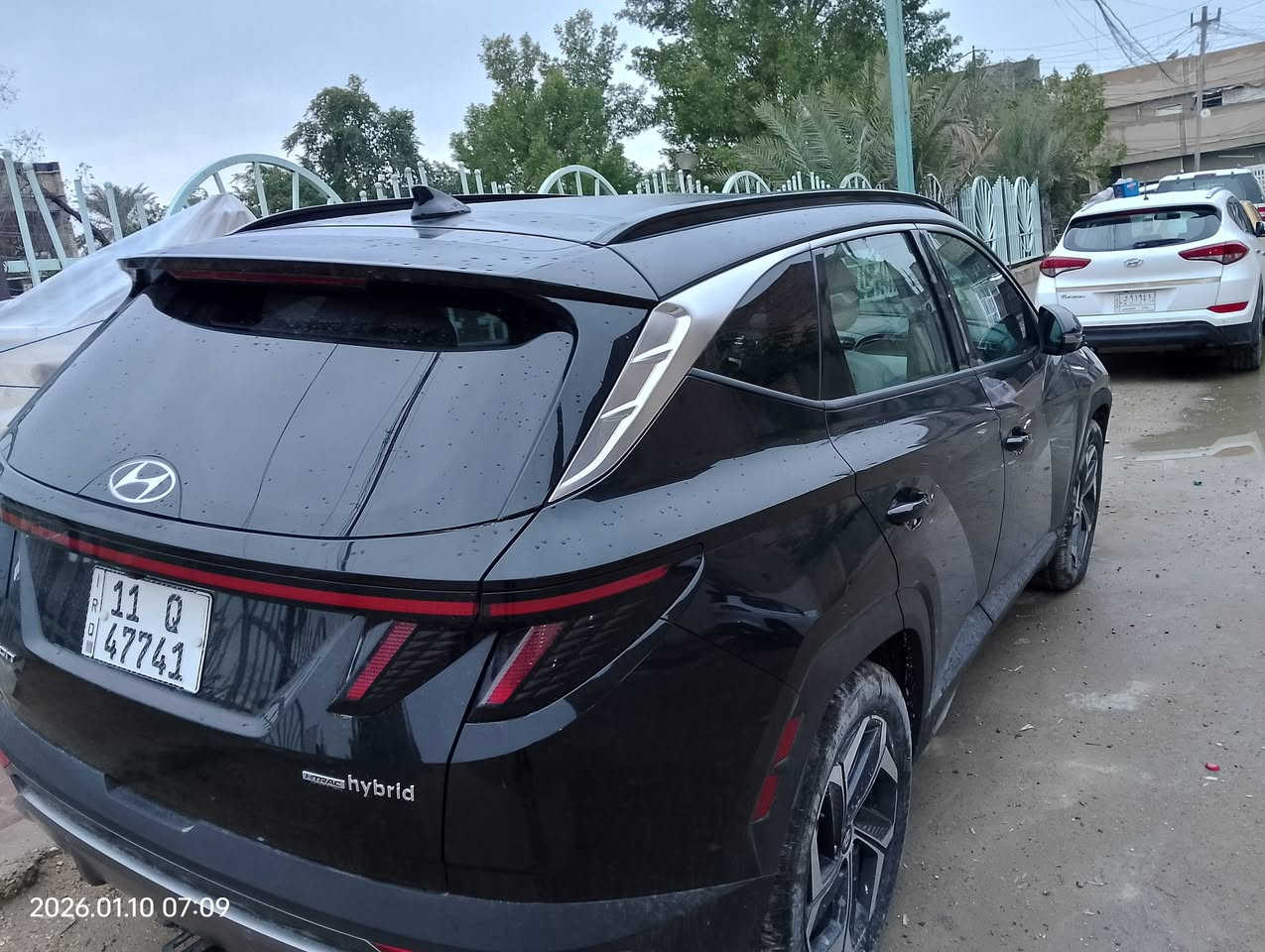 السلام عليكم للبيع توكسان وارد امريكي هايبرد محرك تيربو 1600 اربع وضعيات قيادة فووول  فتحه بصمه كشنات جلد تدفئة تبريد كير لمس اوودكمه حساسات كامرات 360درجه كامرات بالمري لون اسود داخل جلد اوف وايت مكانها الرصافه الامين الثانية للاستفسار *********** السعر 210$
