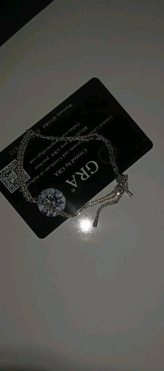 سوار موسنايت سحب 18 الماسه موسنايت مختوم 925 خلي سعرك وبلعافيه يم اعلئ سعر


**إذا كنت صاحب هذا الإعلان وتريد حذفه لأي سبب، رجاءا أرسل رسالة إلى الدعم الفني**