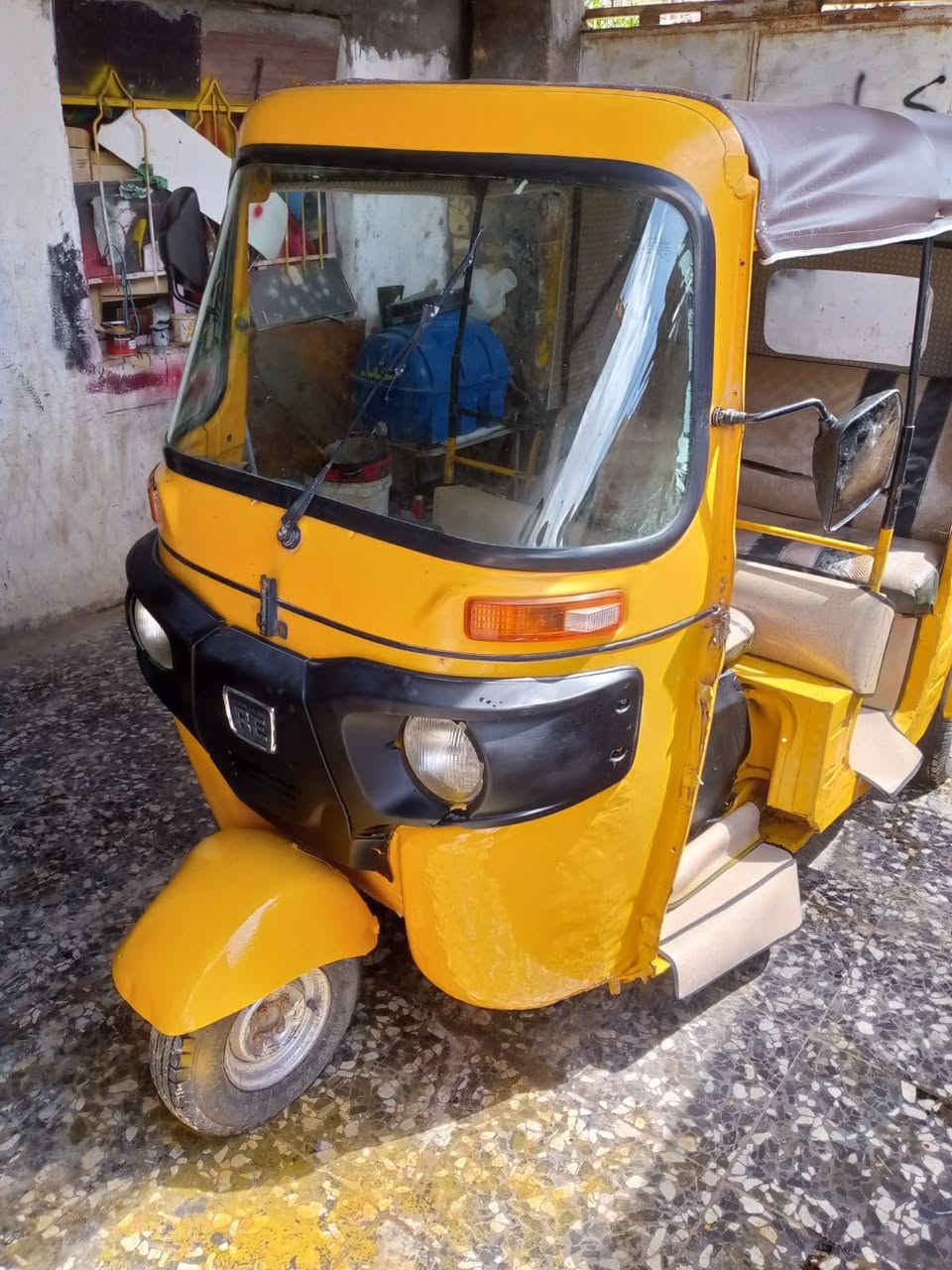 سلام عليكم تكتك البيع موديل 18وطلعه19وكيل عماره 3700وبيهء مجال***********
