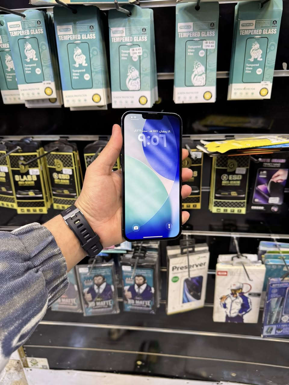 السلام عليكم
آيفون 13 برو ماكس
ذاكرة 256GB
البطارية 77%

الجهاز بلادي ووضع شركة، كله شغال نت، صوت، اتصال وما بي أي خلل.
فقط مستبدل كاميرا أصلية، وباقي الجهاز كله أصلي.

مكفول كفالة عامة وأي خلل يرجع.

📍المكان: بغداد – مدينة الصدر – قطاع 23
💰السعر: 550 ألف نهائي

الشاري يتصل على الرقم:
***********
