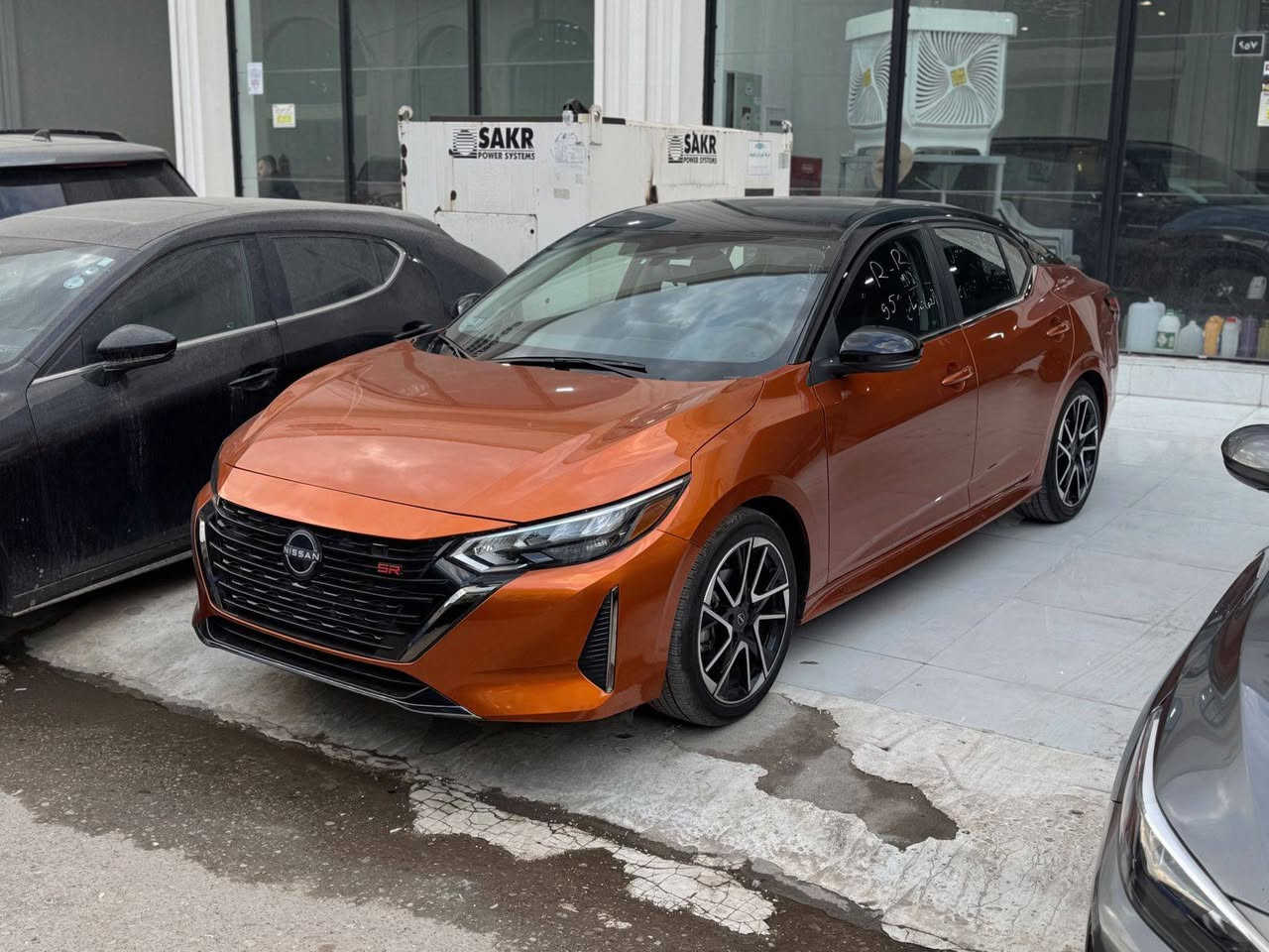 السلام عليكم رمضان كريم 
للبيع نيسان سنترا فول بدون فتحه2025 Sr
محرك 20
ماشي 2 الف ميل 
صبغ ربع بولند بدون دواخل و بدون ارباك 
سياره بدون تعديل 
سياره بدون شخوط و رصعات و بقصات شرط
سياره بدون رقم ترقيم شمالي فقط 
تكلفة رقم 12 ورقه 
ملاحظة صوار حادث موجوده في المنشور 

السعر 148 ورقه ومجال
اي استفسار عن سيارة خاص مفتوح 
اخوكم شلال كوردى
*********** واتساب  اتصال 
عنوان أربيل معارض السيارات شارع 100 أربيل, العراق
