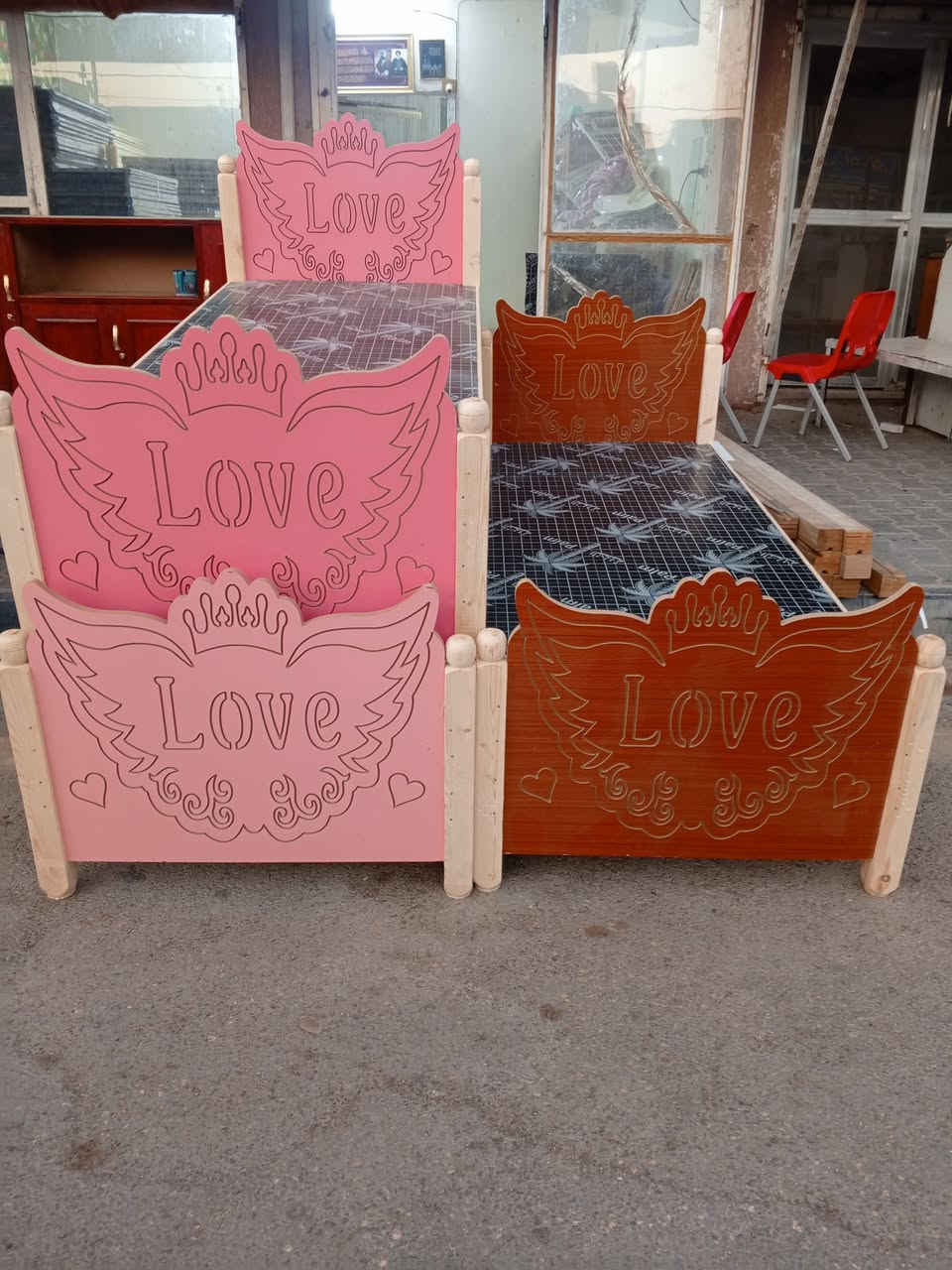 🛏️ يتوفر لدينا جرابي نفر واحد

🧵 شغل تزكام درجة أولى ✅
السعر ///////////////    50
🔸 متوفر أيضاً:
🪵 جراجيب خشب
🚪 أبواب
🧳 كناتير
🍽️ بوفيات
👟 جزامات أحذية

📍 العنوان:
كوت – حي الحوراء 
📌 شارع المواكب 
📌 مقابل مكتب المستقبل 

📞 للحجز*********** 📲 واتساب 
*********** 📲

🚚 خدمة توصيل داخل الكوت  نعمانيه ودبوني وعزيزيه والصويره وزبيديه وبدره وجصان وشيخ سعد ودجيلي وحي وموفقيه وحسينيه وباقي القضيه الكوت ✅
