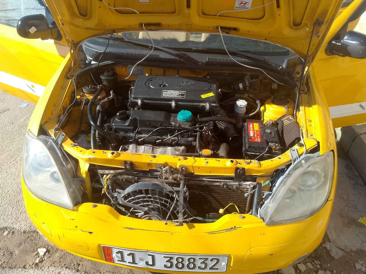 السلام عليكم طيبة ٢٠١٥
كفاله كير مكينة شواصي صبغ بارد كلهن مكفولات ما عده جاملغ امامي جهة السايق مبدل والضربة ما واصله للغد تبريد ويه السويج بيها بس الدوس شوي بيها خياسات مثل ما موضح بالصور سيارة خير من الله رقم انكليزي سنويه ٢٠٢٦ مداور ثاني يوم بسمي السيارة مكاني بغداد زعفرانية
***********

السعر ٣٧ وبيها مجال
