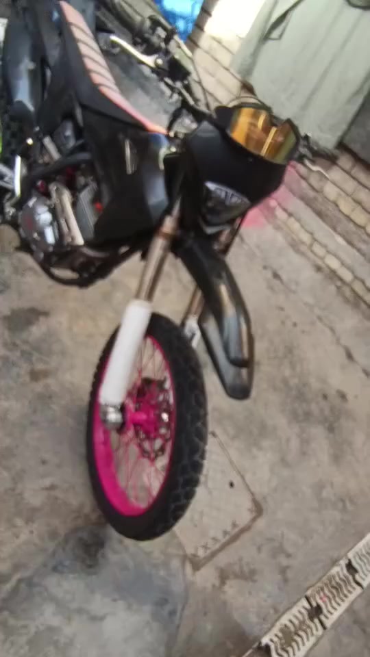 سلام عليكم قفاز سي ار اكس 300cc دراجه شلعه تاكل الكاع معدل فول مناقصهة اي شي بس صوت خفيف بل فيلسه شغله طبيعيه مراوس بجيتي ار نضيفه مكان بغداد مدينه


**إذا كنت صاحب هذا الإعلان وتريد حذفه لأي سبب، رجاءا أرسل رسالة إلى الدعم الفني**