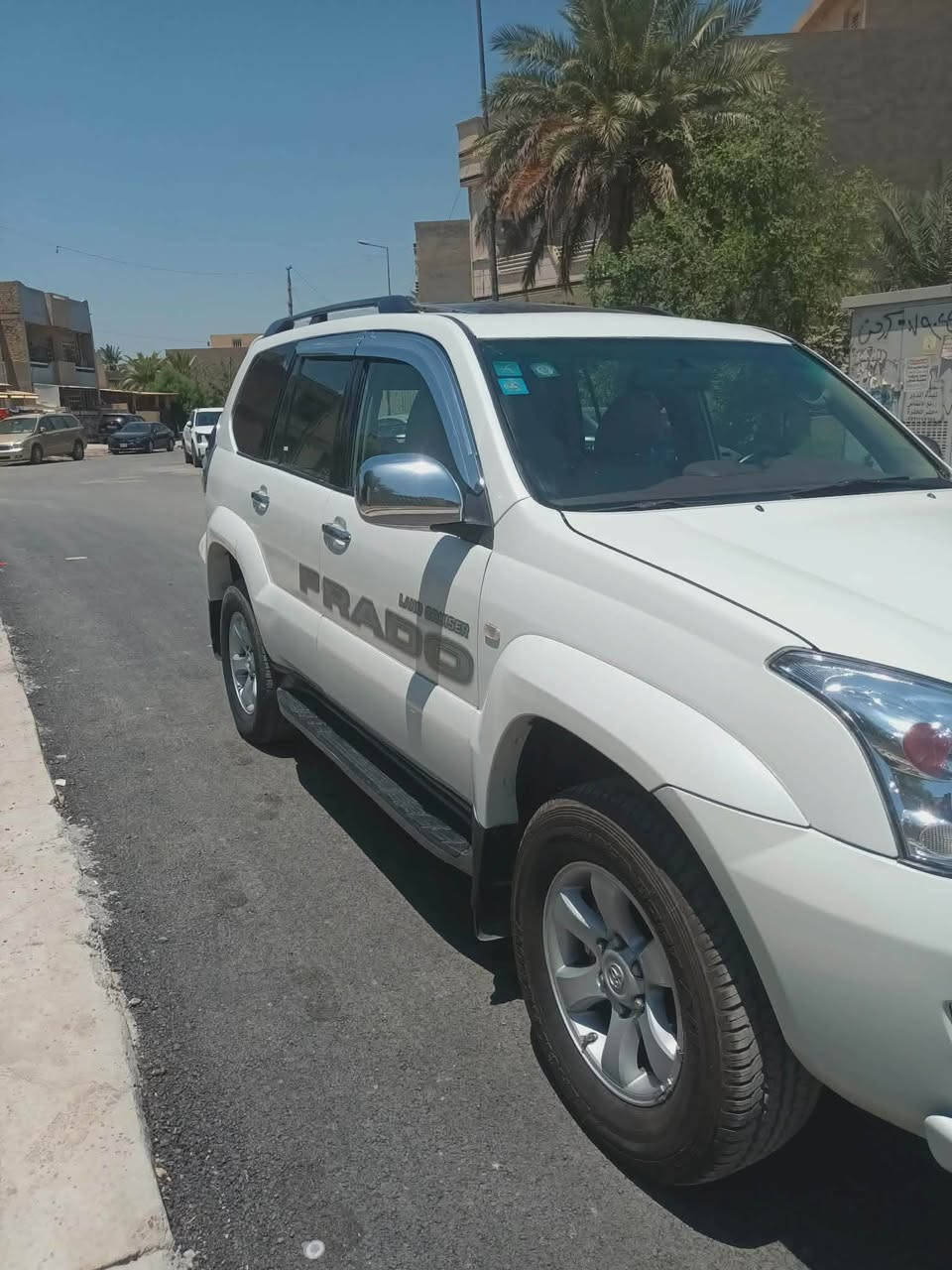 سلام عليكم برادو 2007 جاهزة وجديدة بيهة صبغ بدون كص السيارة عدلة الي يدور بدون صبغ اعتذر منة جاهزة محرك 6 سلندر داخل وخارج كلش جديد رقم جديد بسمي سعرهة 125 بيهة منظومة غاز يعني اقتصادية بل وقود والصور تحكم مكانهة بغداد اليرموك 
***********
*********** بغداد, العراق
