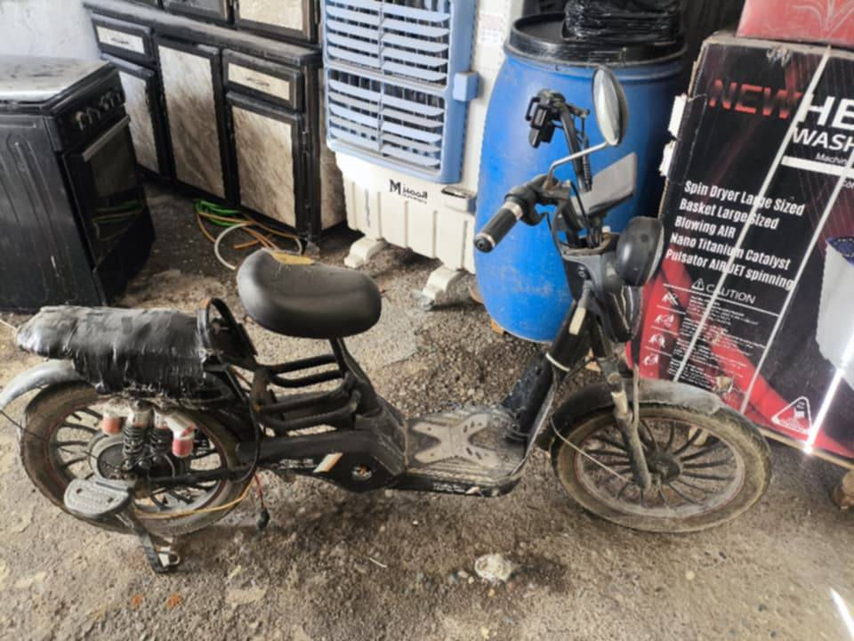 دراجة للبيع


**إذا كنت صاحب هذا الإعلان وتريد حذفه لأي سبب، رجاءا أرسل رسالة إلى الدعم الفني**