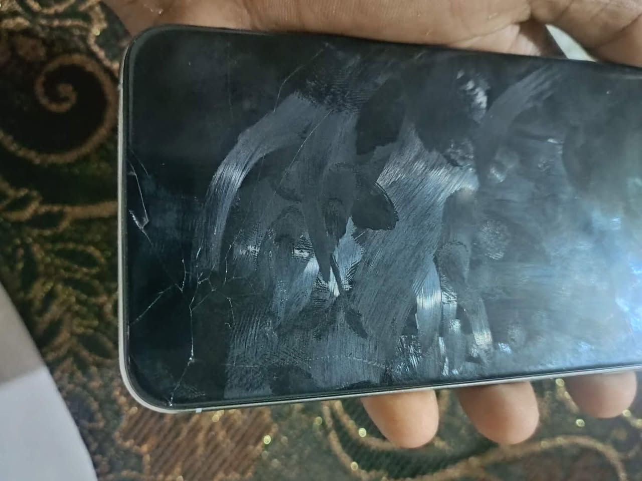 سلام عليكم اكس اس ماكس ذاكره 256مبدل. شاشه وبطاريه وبي كسر زغير مثل ما ومضح بل صوره كامرات طبع وقطاره بل شحن فيس ايدي واكف سعر 200 وبي مجال كلشي بحكه


**إذا كنت صاحب هذا الإعلان وتريد حذفه لأي سبب، رجاءا أرسل رسالة إلى الدعم الفني**