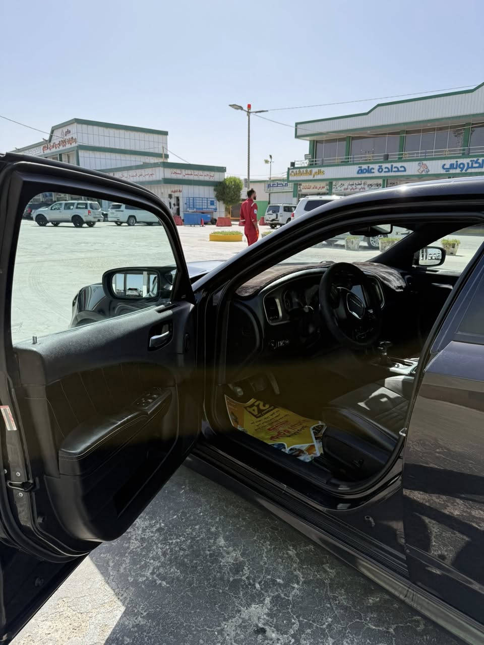 للبيع
دايتونا اصل 2018
المحرك : V8 5.700
ماشية : 100 الف ميل
اللون : اسود 
الرقم : بغداد

المواصفات : 
معروفة مواصفات الدايتونا 
كشنات جلد وكنتارا  
"
كشنات تدفئة تبريد + خزن
ستيرن تدفئة + اكسل رياضي + شوتة

فول مواصفات للاخير - عدا الرادار فقط !

ادامة كاملة للسيارة ( جديدة )

حادث امريكا : 
جاملغ امامي جهه عكس سايق
مفتوح وراجع بلادي نفسة
( بيها ايرباك دركة ودشبول فقط )

وبالعراق بس كرت ع كد شبر تحت جناح
السعر : 215 ورقة وبيها مجال 
مكان السيارة : البصرة
الرقم للتواصل :  ***********
