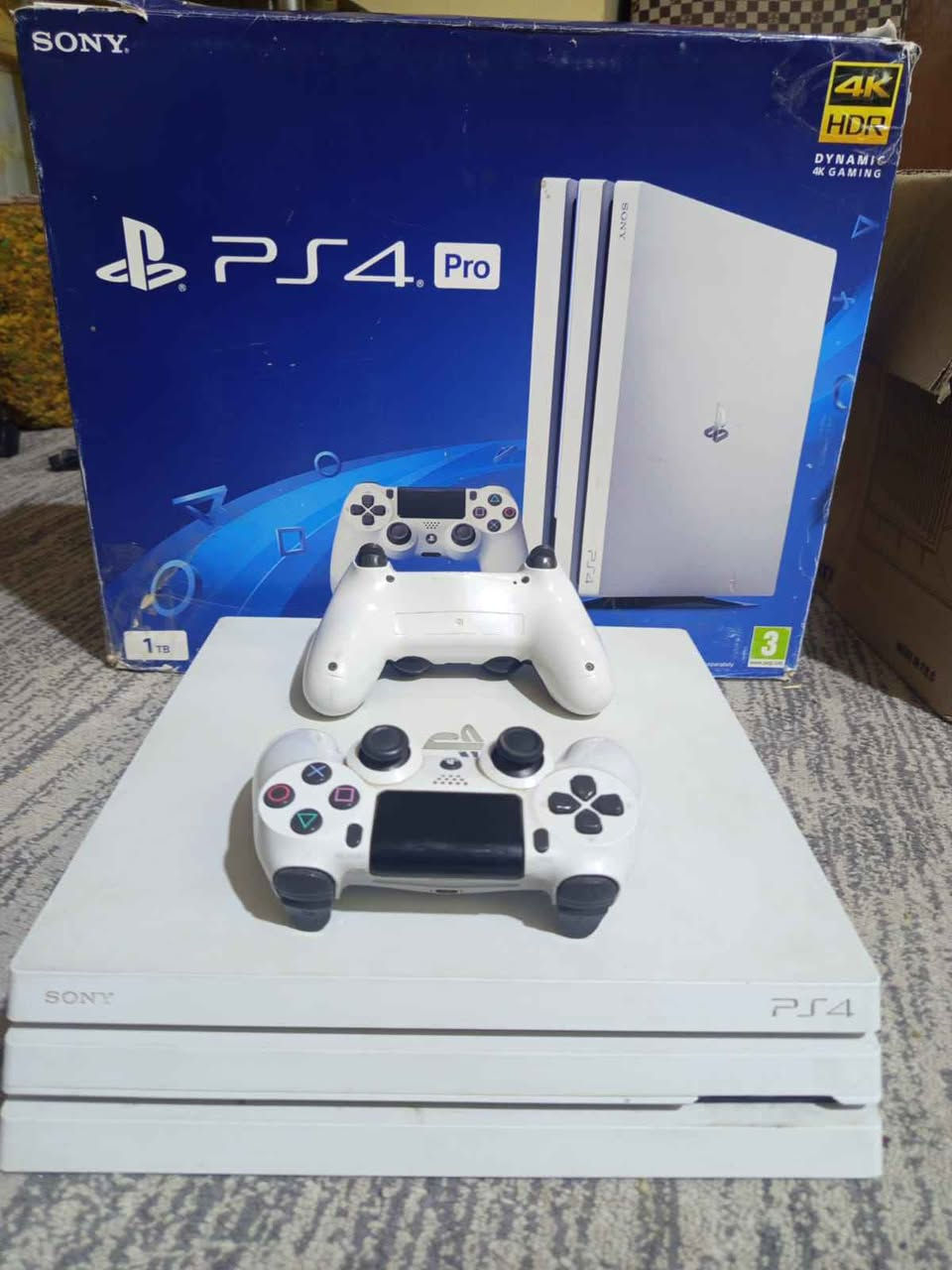 PS4 Pro 
البلي شبه جديد باندل (لون مميز)
تهكير النظام 9.00 ويعد اول و أفضل تهكير مستقر 
الهارد واحد تيرا و يحتوي على 22 لعبة داخل الجهاز ويمكن إضافة الألعاب لحد 30 لعبة او أكثر
*********** القرنة, البصرة
