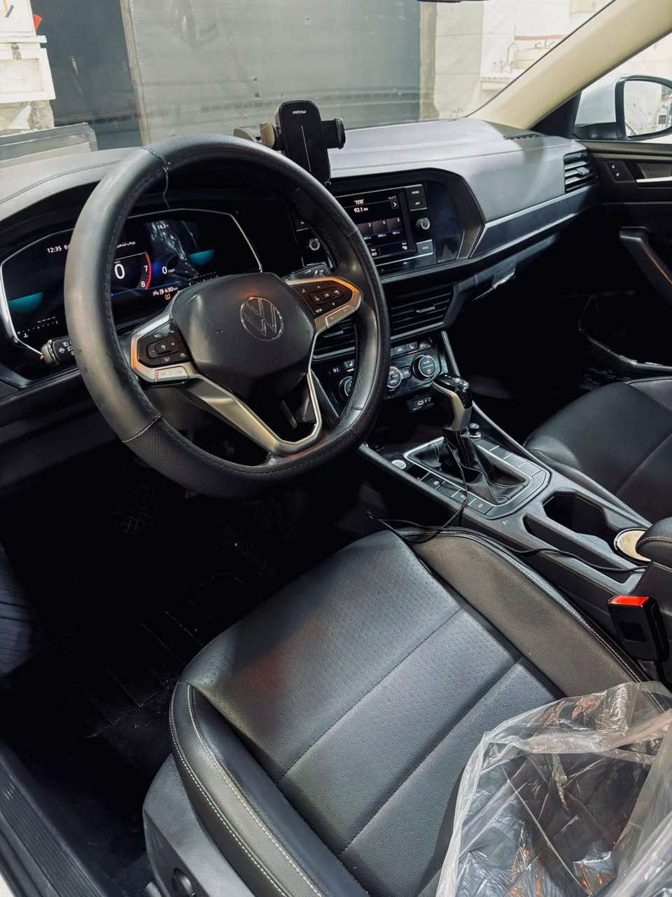 جيتا se 
موديل 2023
ماشية 44 الف
محرك 1.5 تيربو
حادثها قطعة وحدة جامرلغ طرف سكن مبدل بلادي
وباب سايق بي تعديل بارد بسيط 
سيارة بدون شاصي وبدون لغود ومكفولة الدواخل
مواصفات se 
رادار وتثبيت سرعة
تدفئة وتبريد كشنات امامية
وتدفئة كشنات خلفية
شرط التحويل والوكالة
+964 788 948 2767 كركوك, العراق


**إذا كنت صاحب هذا الإعلان وتريد حذفه لأي سبب، رجاءا أرسل رسالة إلى الدعم الفني**