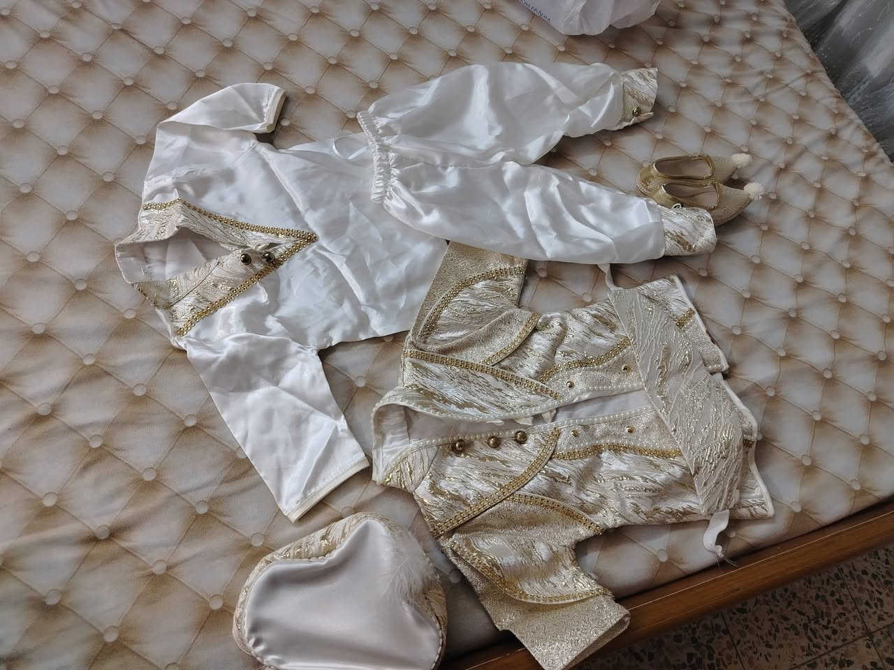 زي تركي يلبس عمرسنة اخوالجديدوالحذاءقياسة ٢٣ اريد٢٥قفل لان مشتريتة٤٥الف ملبوس اقل من ه


**إذا كنت صاحب هذا الإعلان وتريد حذفه لأي سبب، رجاءا أرسل رسالة إلى الدعم الفني**