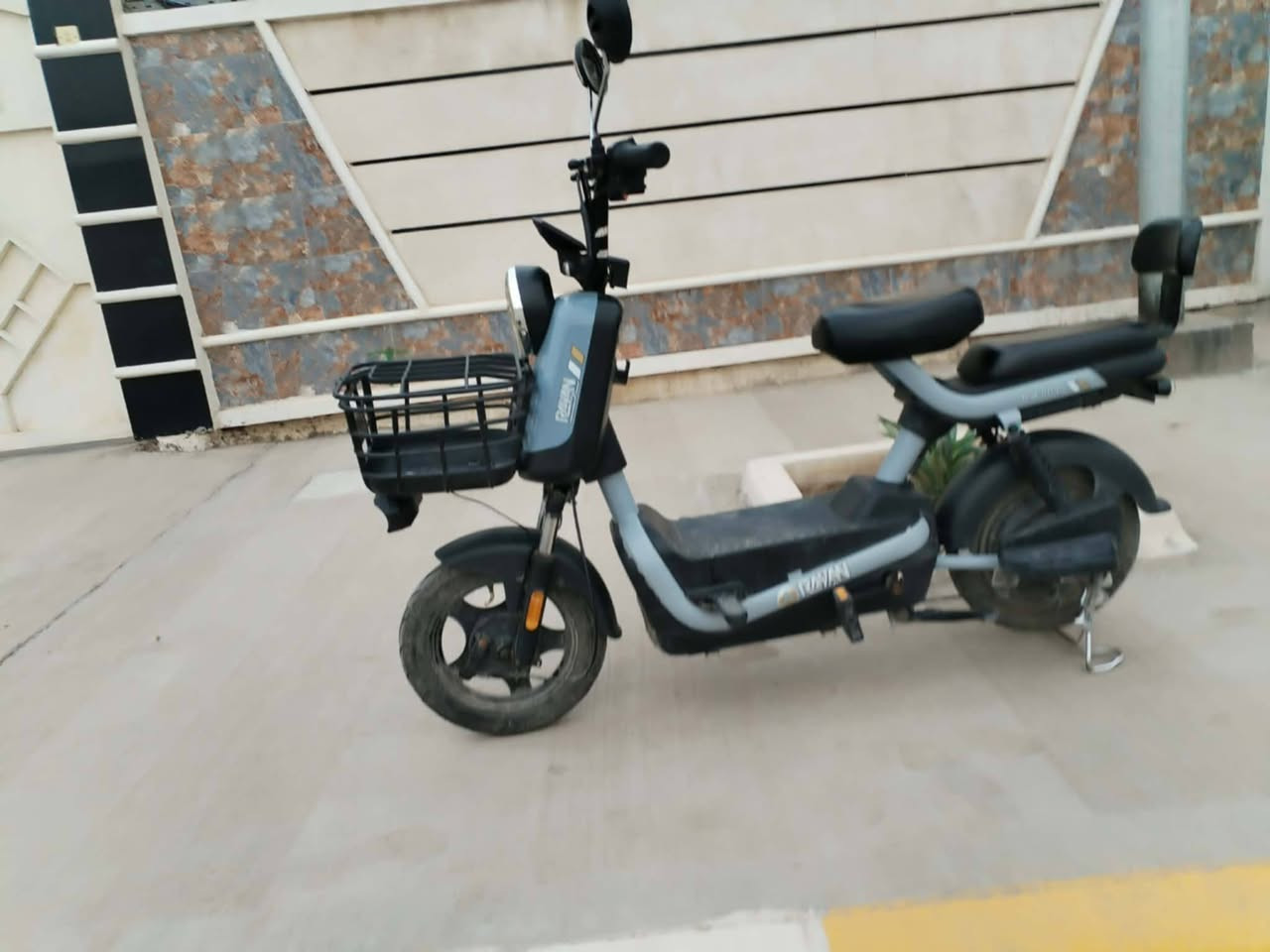 السلام عليكم
بايسكل شحن ريان، 14 
البطاريه جديده غير مستخدمه مستبدله قبل يوم واحد فقط 
السعر 200 الف قفل بدون معامله 

للتواصل على الخاص


**إذا كنت صاحب هذا الإعلان وتريد حذفه لأي سبب، رجاءا أرسل رسالة إلى الدعم الفني**