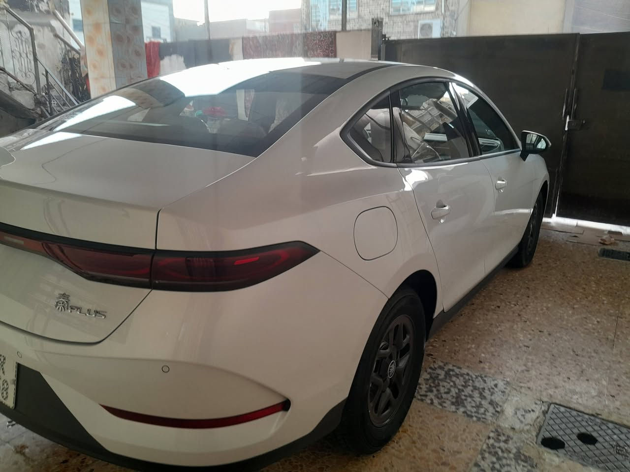 السلام عليكم في وادي للبيع ماشا 2000 بسمي  كفاله عامه سعرها 18 مليون وبيها مجال بغداد الغزاليه ***********
