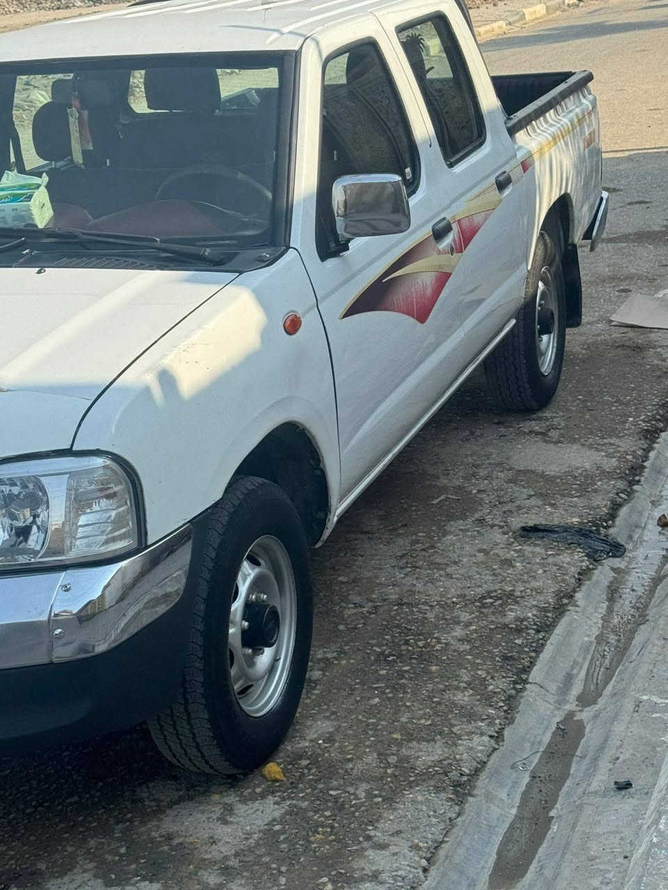 للبيع نيسان موديل 2012
مداور ثاني يوم سياره حلوه وكاعده ما تحط عليه  ربع  حداديه تخم تايرات 

بيها 3 قطع بارد 

شاصي مكفول
السعر 120

مكاني سماوه /الخضر

الاستفسار ***********
