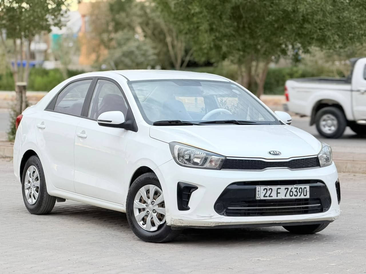 سلام عليكم
*********** 
كيا بيجاس  
موديل :2020 
سعره 115 ورقه وبي مجال بسيط
المحرّك: 1400  (4 سلندر)
كير اوتماتيك
- نوافذ كهربائي
   •حساسات خلفية 
 نظام ABS لمنع انغلاق المكابح
 •تحكم استيرن
•نضامUSB
•نضام بلوتوث 
•نضام AUX
•مرايات كهربائية 
•مانع انزلاق 
———
•كير محرك بشرط
•تخم تاير جديد 
•باتري جديد 
•حداديه جديدة
•ماشية 122 الف
مكان سياره ديالى قضاء خانقين
