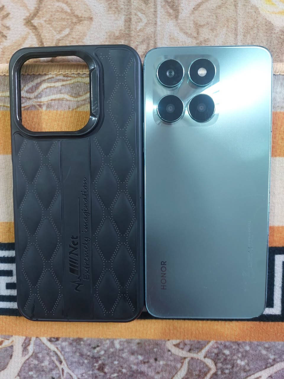 هونر اكس 6اي ذاكره 128 جهاز مامفتوح ونضيف ماعده فطر بسيط مامبين عنواني كربلاء اليريده يراسلني او يتصل وبالخدمه ***********
