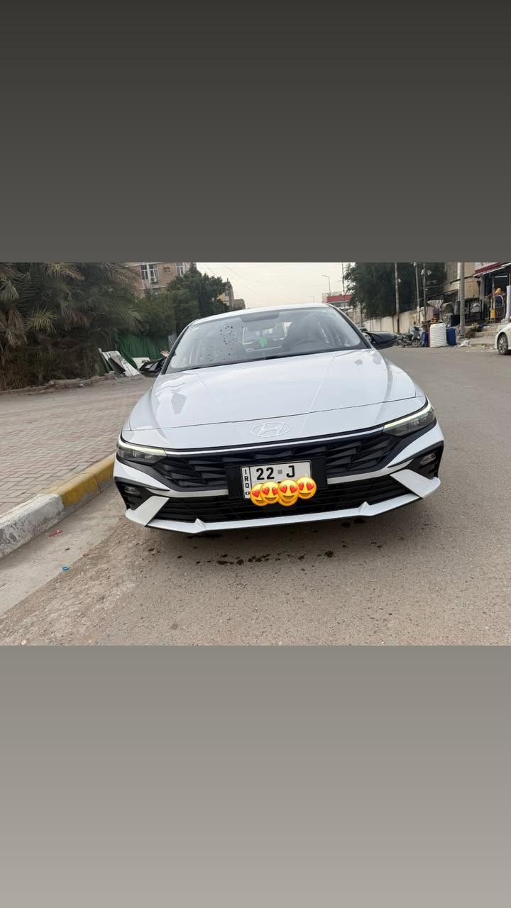 سلام عليكم النترا للبيع موديل 24ابسمي تحويل مباشر رقم اربيل فول موصفاته معروفه 
ماشيه 20الف على وضع الشركة مكفوله من كلشي السعر 14500بيه مجال حك الجيه مكان السيارة بغداد زيونه 
رقم ***********
تحياتي الجميع الكروب
