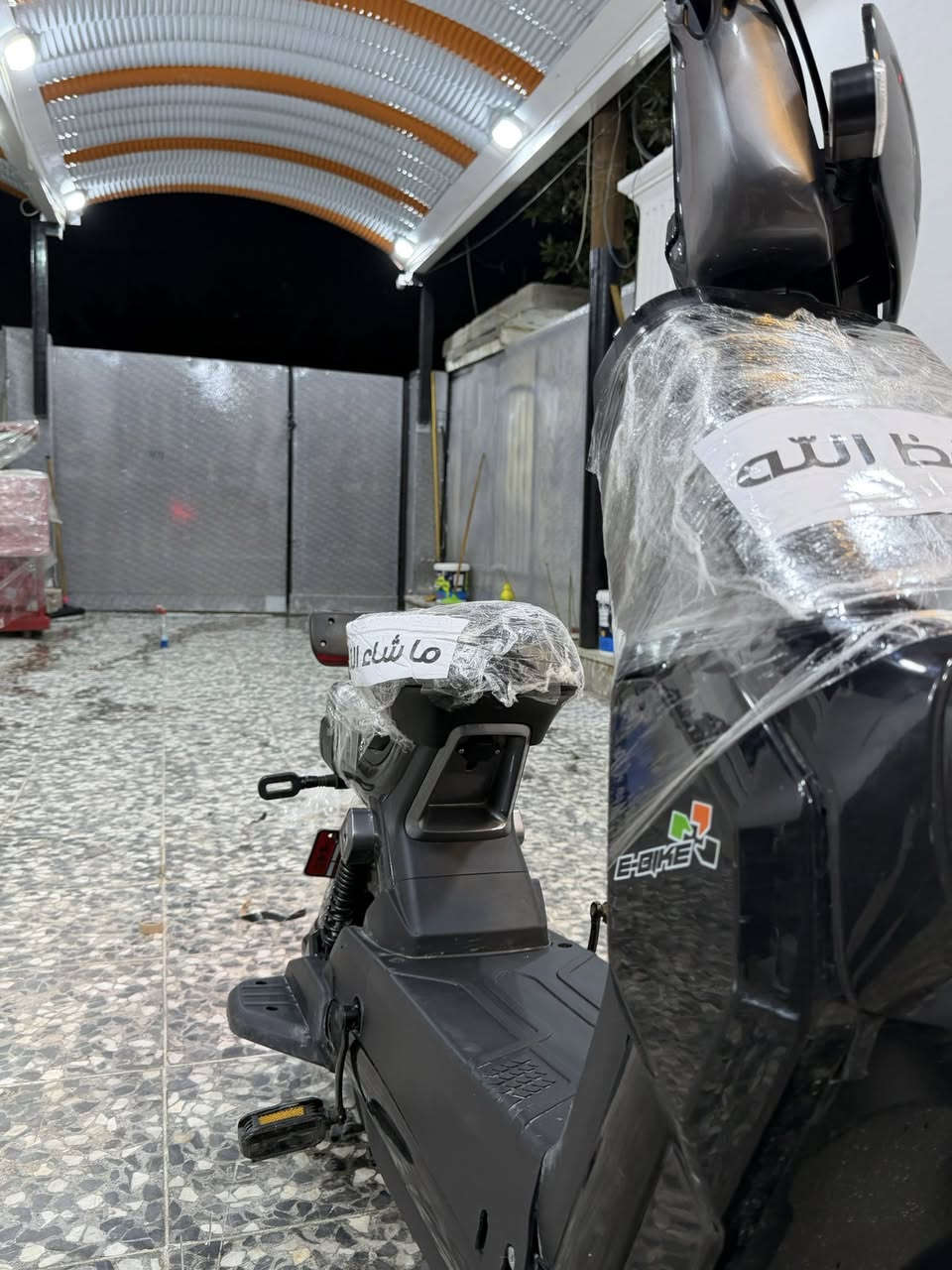 دراجة شحن  حجم 14
موديل 2024 فول مواصفات سرعه 60 ملف 1000  دراجه أربع بطاريات 🔋زينه شحنه وحده 20 الرقم ***********
