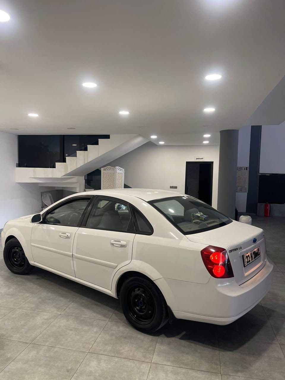 للبيع فقط 

اوبترا موديل 2010

لون ابيض  

رقم اربيل مسطره  

رقم سنويه هزه جديده 

ضرر جاملغ امامي نفر فقط 

بدون داخل و شاصي ولا يربك 

السعر 86 و بي مجال كلش بسيط 

سياره شرط ماتصرف عليها ربع 

للتواصل 

***********
*********** موصل, نينوى
