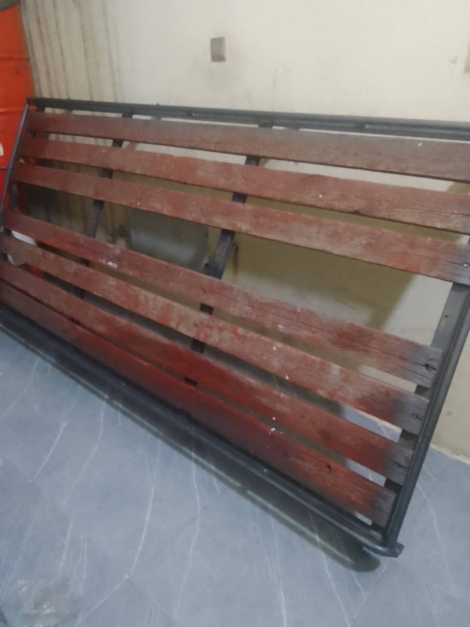 سيباية مال هونداي للبيع موصل حي الكرامة السعر 110 وبيها مجال الف رقم الموبايل *********** بي واتساب
