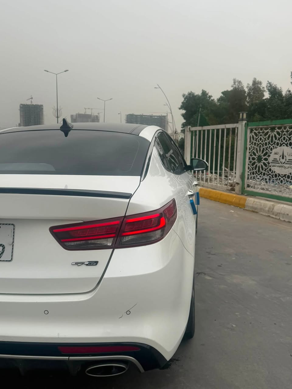 كيا اوبتما gtline 2016
خليجي مكفوله من كلشي 
رقم بغداد تحويل ثاني يوم
المواصفات 
محرك 2400 
رادارات 
5 كامرات 
حساسات امامي خلفي
هندبريك بصمه 
تدفئه تبريد كشنات 
ستيرن تدفئه
كشنات خلفي تدفئه 
رادار 
سستم سماعات  HARman/kardon
قيادة ذاتيه 
مانع انزلاق 
اوتو هولد
3 أنظمة قيادة 
نظام ABS
وبعد اكو كومه مواصفات  
***********
165 بيه مجال  بغداد الدوره
