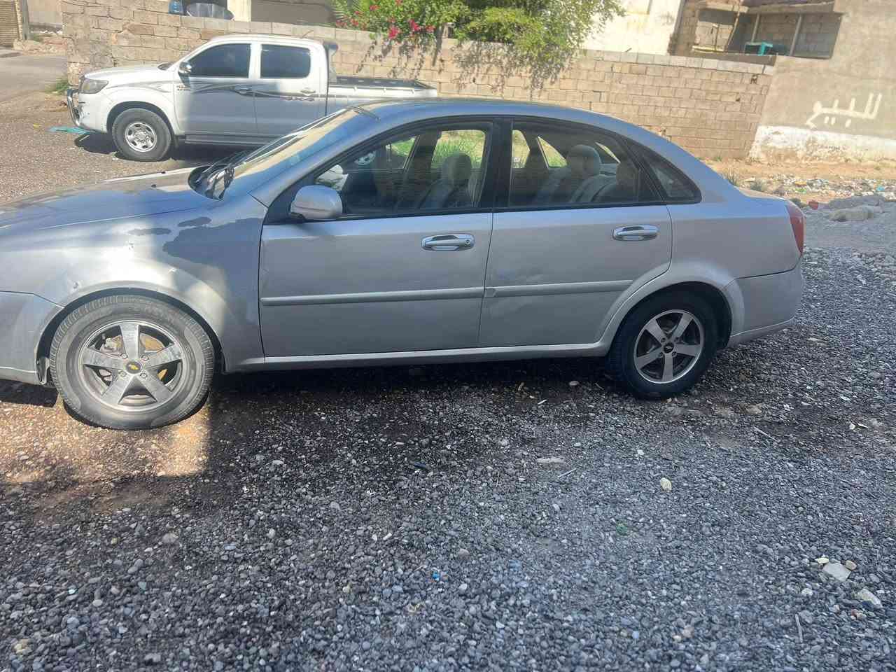 السلام عليكم سيارة اوبتره موديل2007 تحويل ثاني يوم الون سلفر تخم تاير باتري جديد كهربائيات كله شغال تبريد ثلج مكينه وكير اوت تمايك جدد السعر ٥٥ وبه مجال مكاني بغداد حي النصر رقمي***********
