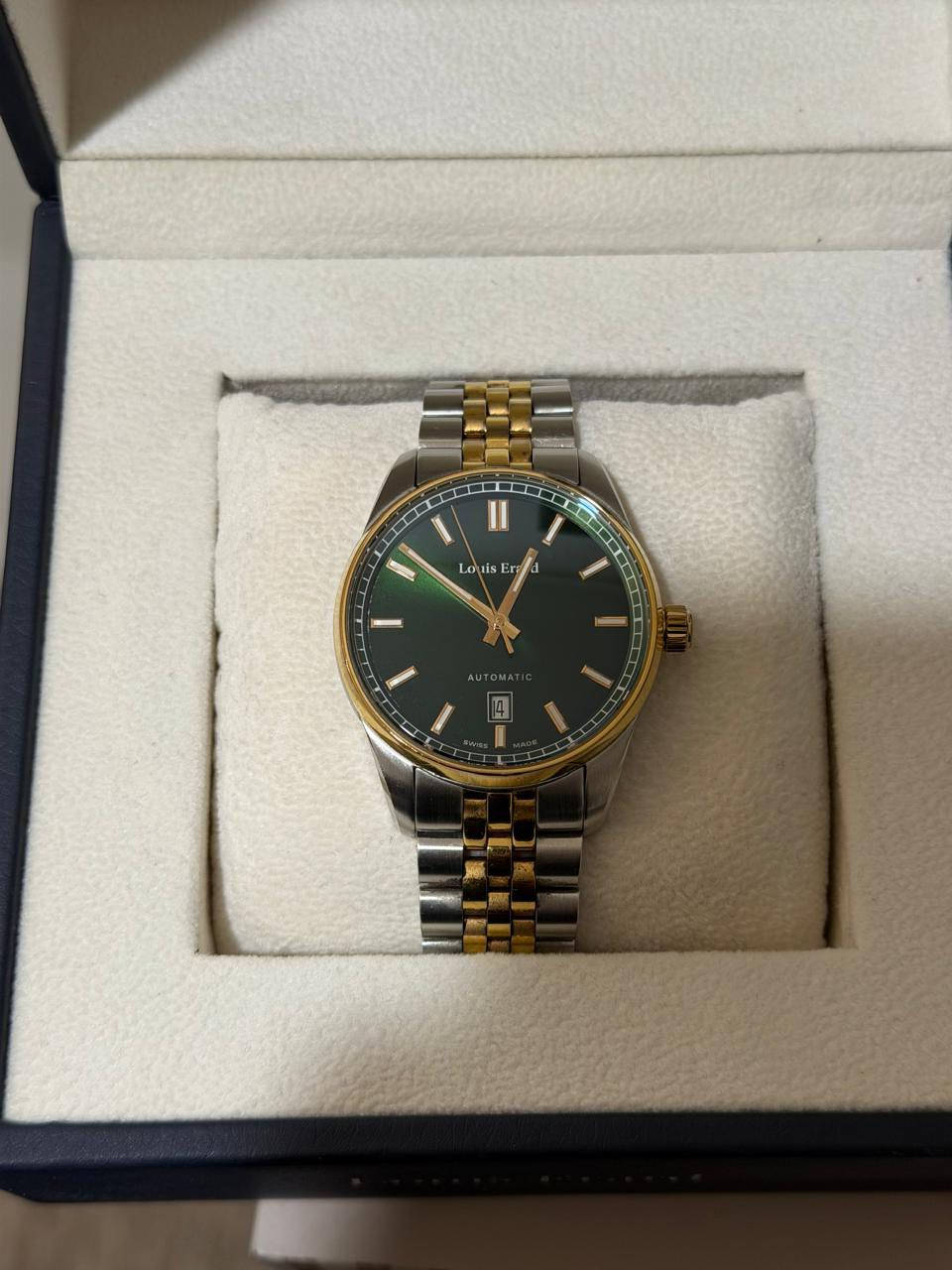 Louis Erard
كامل المرفقات شبه جديدة 
السعر 700$ 
عنواني بغداد اليرموك 4 شوارع


**إذا كنت صاحب هذا الإعلان وتريد حذفه لأي سبب، رجاءا أرسل رسالة إلى الدعم الفني**