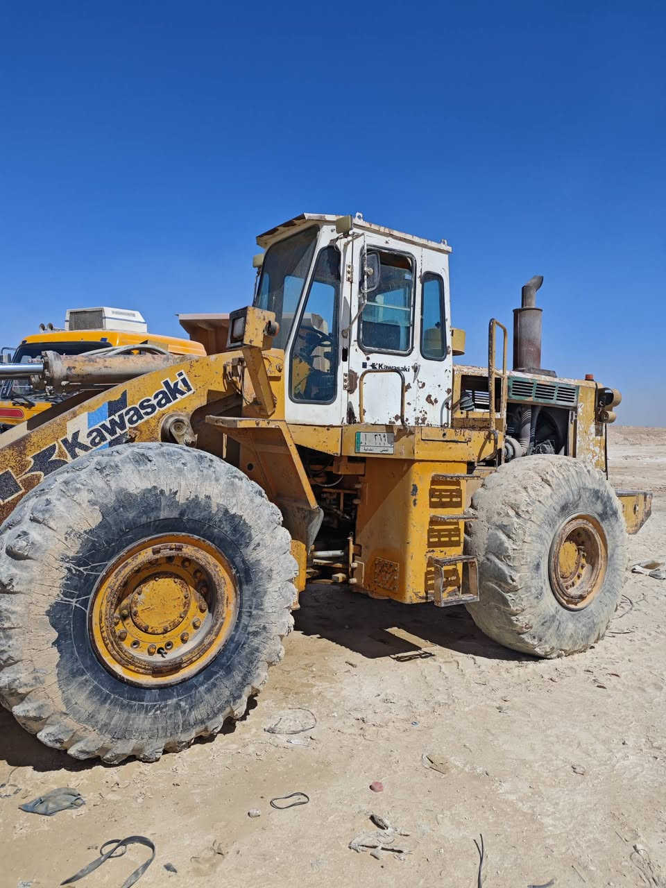 شفل لبيع داش ثري مكان نجف جاهز للعمل *********** السعر 150 ورقه حجم 90
