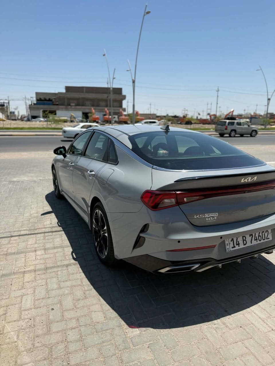 السلام عليكم
بيع فقط بيع فقط
K5
ً2024 
فور ويل 4x4
معوقين بصره  وكاله شوكت ما تريد
ماشيه 19 
السياره جي تي لاين فول عدا الفتحه
مكينه.    1.6 تيربو ✈️
شرط بانزين كله عادي وماكو دوانص
المواصفات 
بصمه ابواب
كشنات تدفئه 
نقط عمياء + رادارات وتوقف تلقائي
جام اوتو 
فتح الصندوق جلاق
قياده ذاتيه
هند بريك بصمه
شحن لاسلكي 
منافذ شحن 2 شحن سريع
تشغيل عن بعد
كامرات محيطيه 360 درجه 
لايت زينون بلادي
اشاير لد 
وبعد معروفه مواصفات ال GT

بيهه ضربه باب السائق وبيه قطع صبغ بدون دواخل شرط شواصي لغود كفاله
 
السعر 148 وبيه مجال
الموقع 📍 بصره ما متواجد عل خاص اتصل وتدلل
رقم التليفون    -***********-
