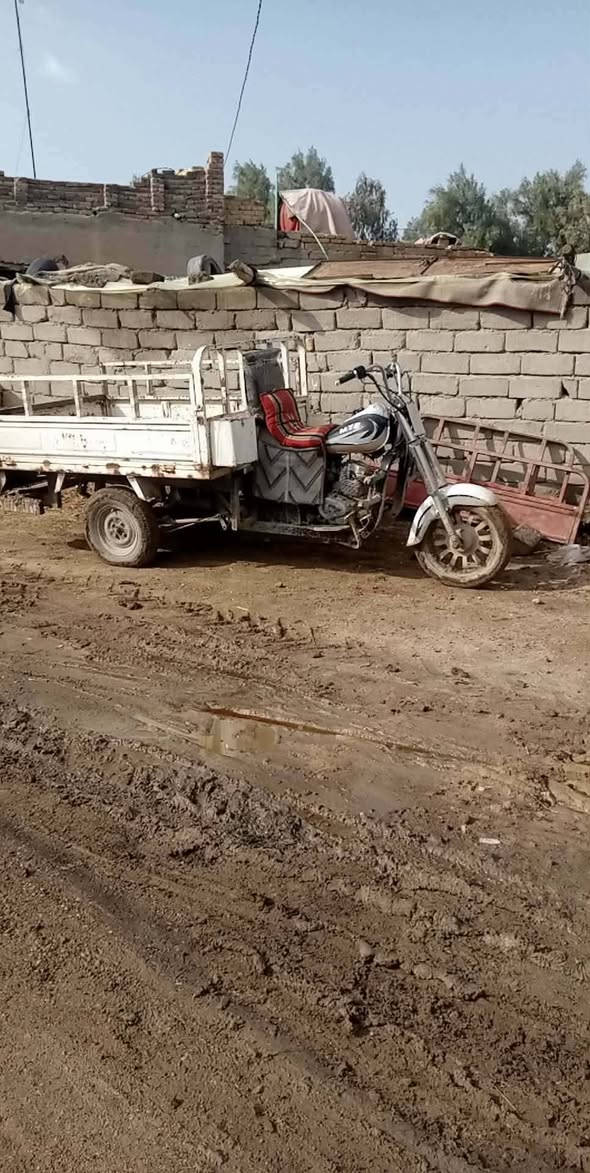 السلام عليكم ستوته للبيع كلك سعر 600 وبيها مجال المكان ديوانيه غماس***********
