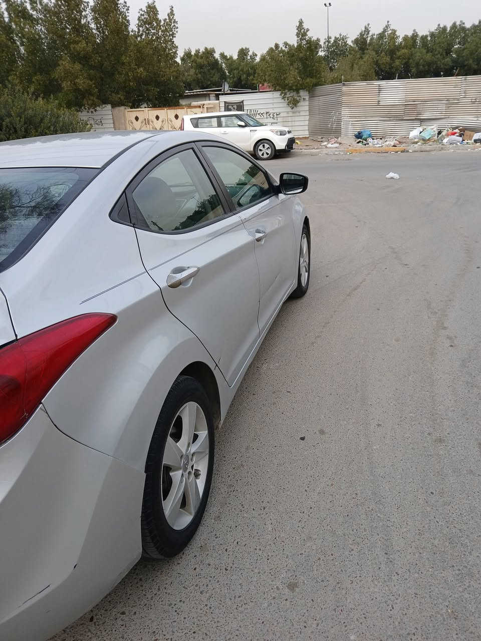 النترا 2013 وارد امريكي كير عادي 
رقم بغداد انكليزي بسمي لبيل واحد بدون ارباك 
حادثها جنطه صبغ فقط كير عادي 
***********  السعر ٩٢ قفل
