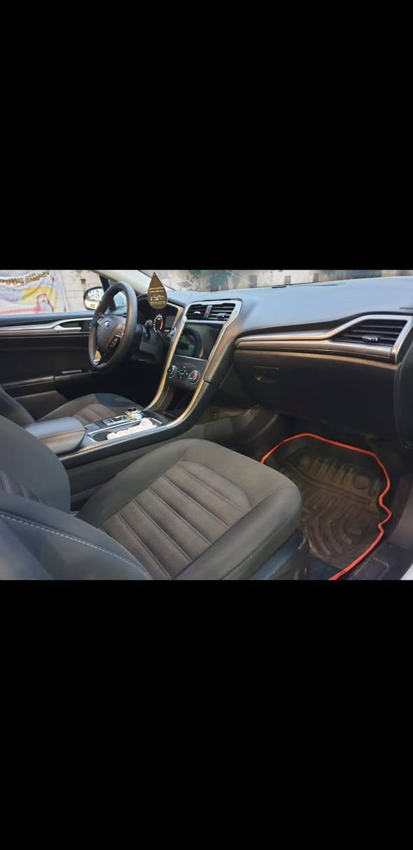 فورد فیوژن  2017 سپی
بصمه
شاشه
 گێر موس
سێ پارچه بۆیاغ
بێ ناوگرتن
سه نه وی به سه ر چووه
چوار تایه نوێ
 *********** كويسينجاك, أربيل
