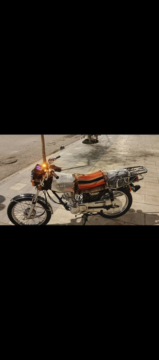 السلام عليكم دراجه نامه للبيع متياز المكان كربلاء حيل غدير مديل 25 السعر 750 رقم ***********
