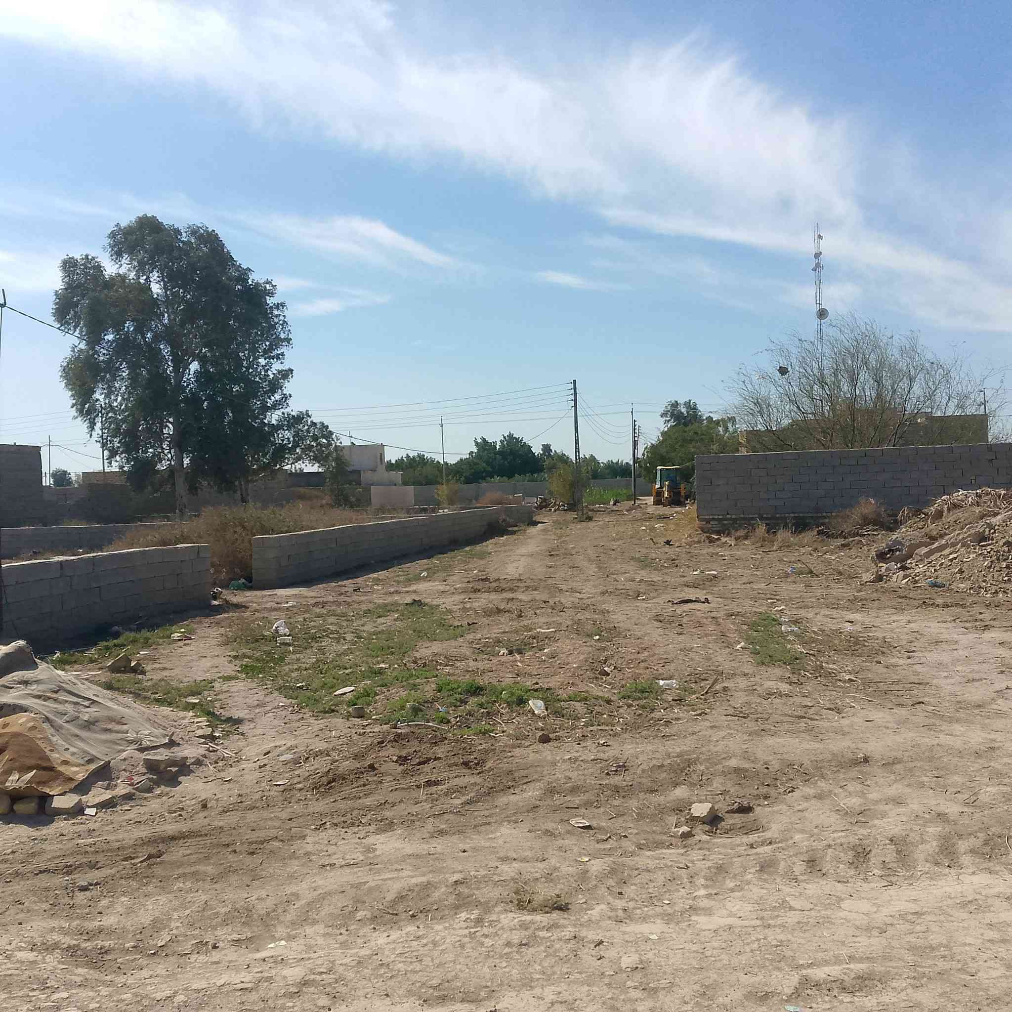 قطعه للبيع المساحه 470متر
على طريق ابو الماش بستان جواد رضيو

السعر 20مليون بي مجال 

الاستفسار على رقم ***********
