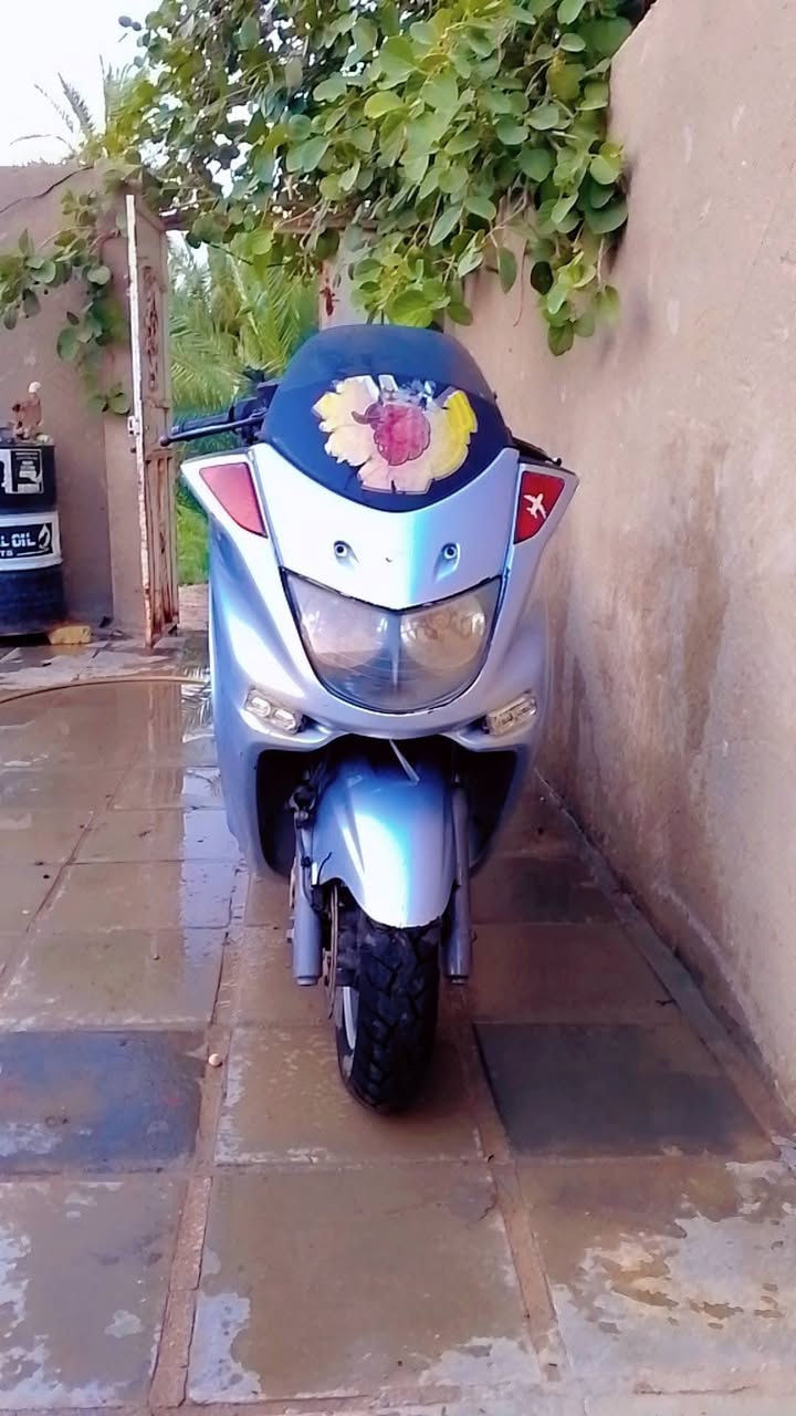 ماجستى تك رون جهازه من كلشي خير من الله مكانها النجف المناذرة السعر 350 للتواصل ع الرقم ***********
