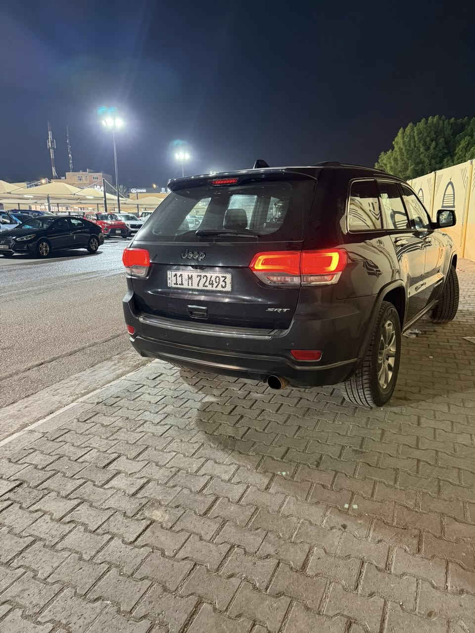 سلام عليكم جيب لاريدو 14 محرك وكير ممفتوحات اي نقص مابيه سنويه 2030 هزه جديد رقم الجديد ولا كلوب بالدشبول مشتغل ماشيه 146 الف حادثه موجود بالصوره والجاملغ جارد مكان الحادث وبيه بارد جاملغ الامامي وسعره 175 وبيه مجال ***********
