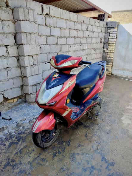 السلام عليكم دراجه سكنس موديل 2023 مكينه مامفتوحه شغاله سلف وهندر و كهربائيات شلعه ومعدل كلش حلوه سعره 325 وبيها مجال متوازي على بيعته مكاني طويريج رقمي ***********
