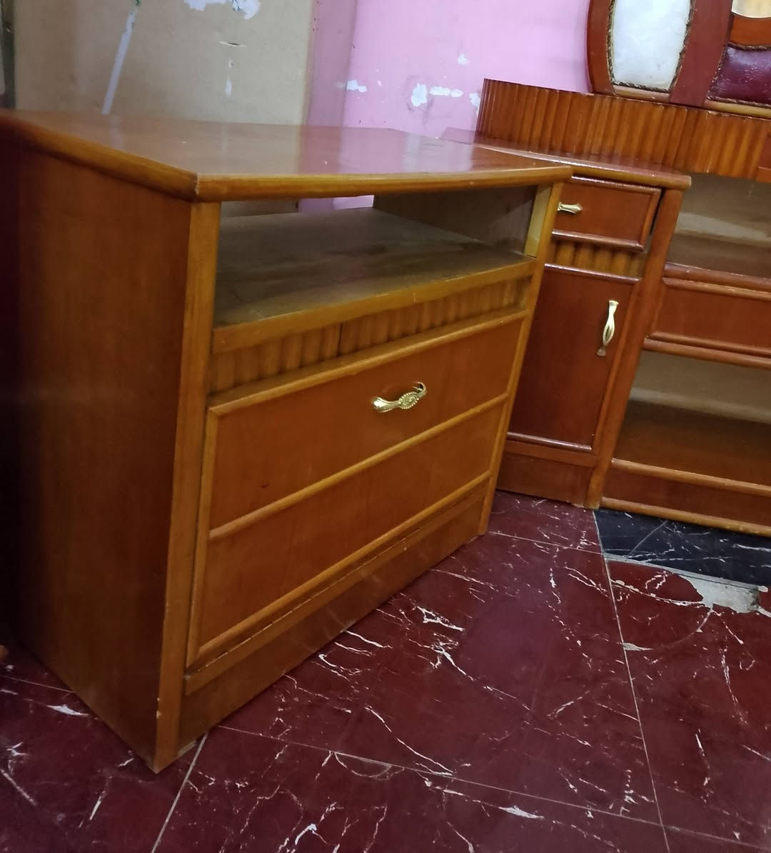 غرفه تزكام ثقيل صاج شغل عماره لبلوب بورمي كلش قويه ونضيفه زلغ مابيها والسعر 500 شراي اتصل عالرقم *********** ميسان حي شهداء
