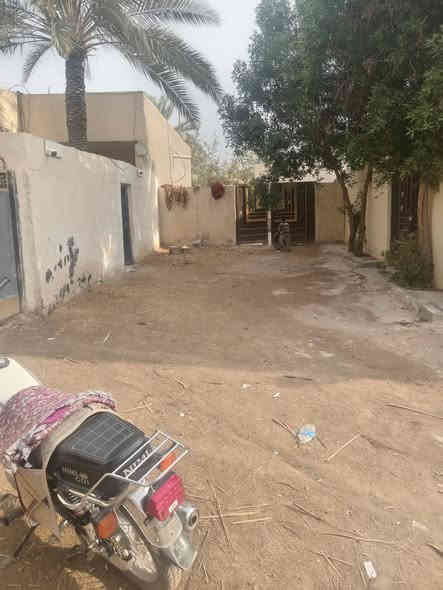 سلام عليكم قطعه أرض البيع مساحه100متر سند ٢٥ تحويل بسم المشتري عنوان كربلاء طريق بغداد عامود ٥٢وتنزل تبليط ٢كيلو سعر 22 بيه مجال استفسار عل رقم ***********
