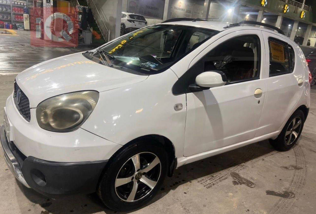 للبيع سيارة موديل 2013
صبغ عام، شكل مرتب ونظيف
محرك ممتاز وما بيها مشاكل
مكيفة واستخدام شخصي
سعر مناسب وقابل للتفاوض
للاستفسار خاص ***********
مكان السياره بغداد 
السعر 40وبيه مجال قليل
